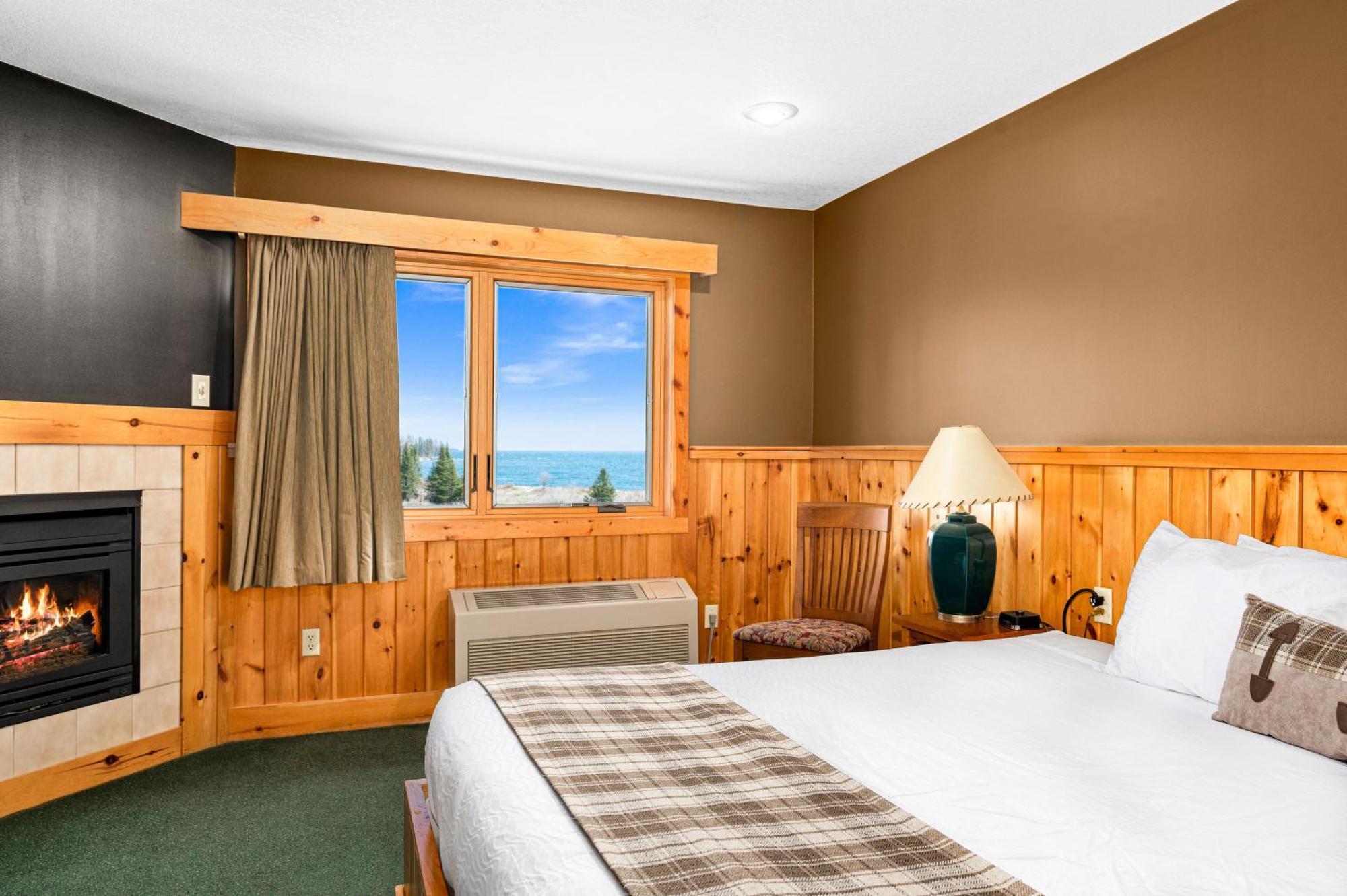 Superior Shores Resort Two Harbors Exteriör bild